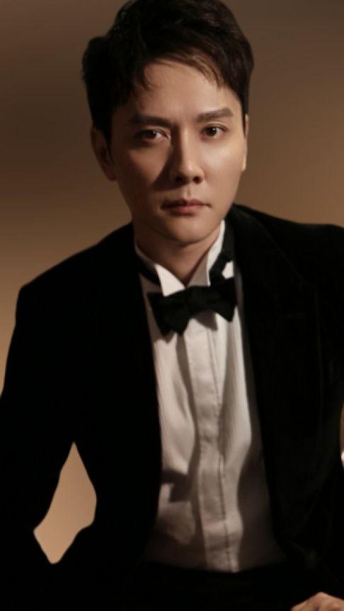 娱乐八卦吃瓜冯绍峰视频播放,吃瓜群众又添新素材